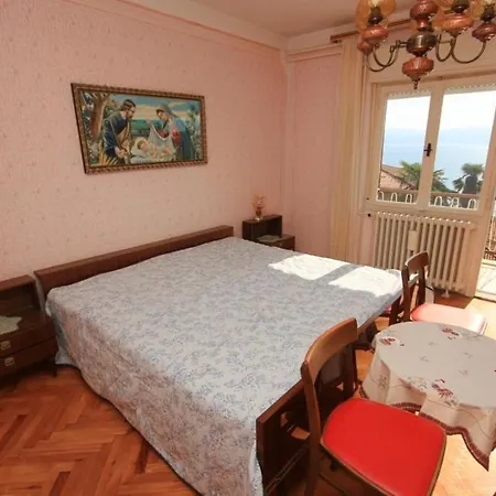 With A Parking Space Lovran, Opatija - 7808 * לובראן