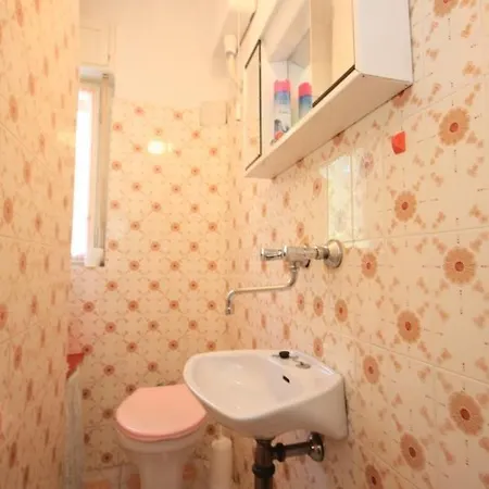 With A Parking Space Lovran, Opatija - 7808 *