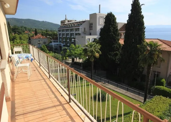 Apartamento With A Parking Space Lovran, Opatija - 7808