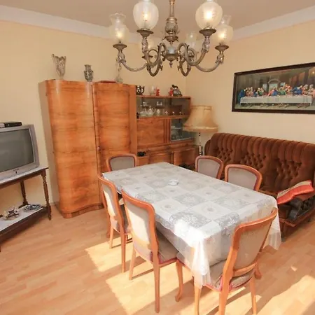Apartman With A Parking Space Lovran, Opatija - 7808 Lovran